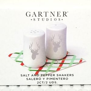NEW Gartner Studios White Buck Deer Salt and Pepper Shaker Set
